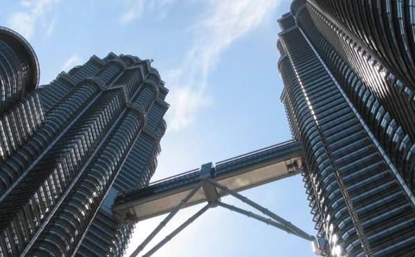 高層鋼結(jié)構(gòu)