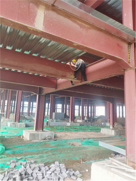 鋼結(jié)構(gòu)建筑