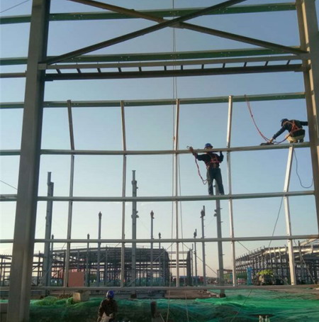 鋼結(jié)構(gòu)廠房