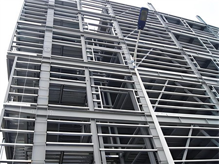 高層鋼結構的中心支撐形式